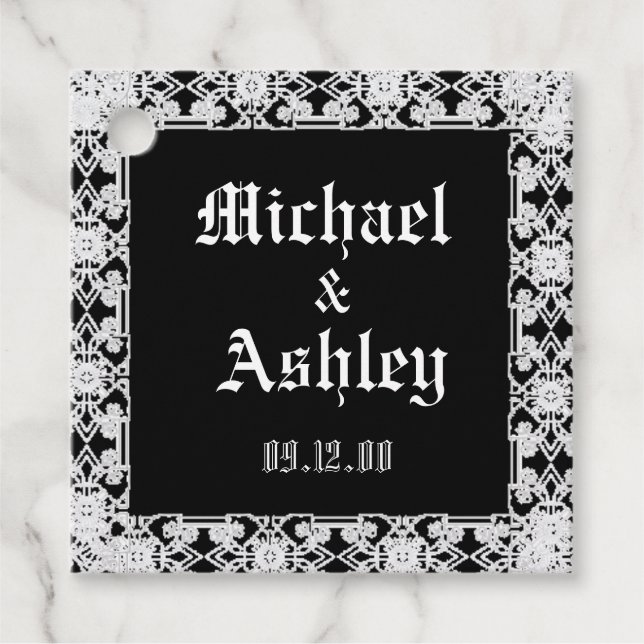 Anpassad Modern Svart Och Vit Spetsmonogram Gåvor Etiketter (Framsida)
