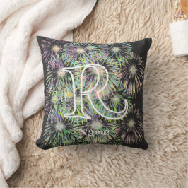 Anpassad monogram initial bokstav namn färgglada f kudde