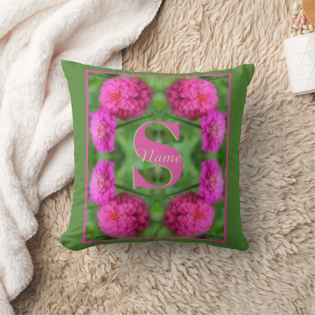 Anpassad monogram initial namn Rosa Zinnier Kudde (Filt)