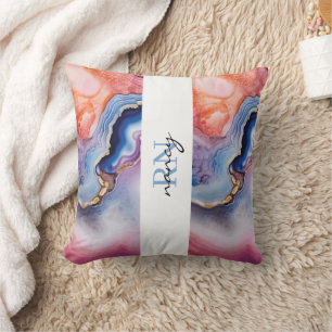 Anpassad monogram kudde