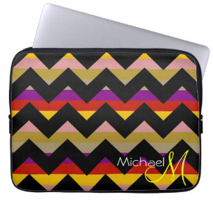 Anpassad monogram modern chevron sicksack 8 laptop fodral