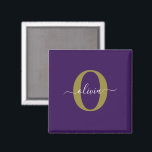 Anpassad Monogram-skript Namn Lila White Guld Magnet<br><div class="desc">Den här elegantens monogram- och snyggt-manusförfattaren namn kan ges som en gåva till en födelsedag, bröllop, möhippa, årsdag, Mors dag eller vilken tillfälle som helst. Det kan vara personlig med människans initialtid och namn. Du kan ändra teckensnitt, teckensnitt färg, storlekt teckensnitt och bakgrund färg med Verktyg i Design. Teckensnittet storlekt...</div>