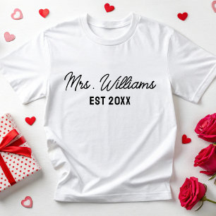 Anpassad Mrs Efternamn Brud Wifey Bröllop T Shirt