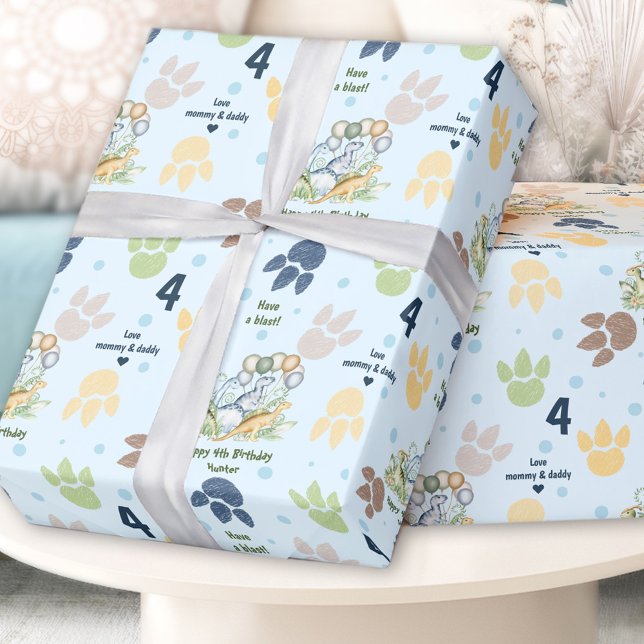 Anpassad namntext för Dinosaur Birthday Blue Grönt Presentpapper (Dinosaur Birthday Blue Green Boy Custom Name Text Wrapping Paper)