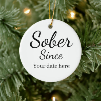 Anpassad nyckelring “Sober Since” - Datum för nykt Julgransprydnad Keramik