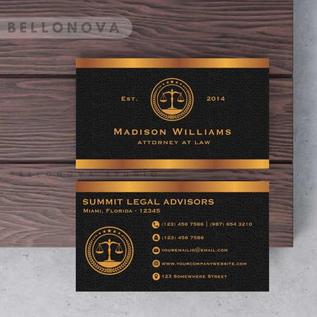 Anpassad Premium Guld Svart Klassisk Monogram Lag Visitkort (Custom Premium Gold Black Classic Monogram Law Business Card)