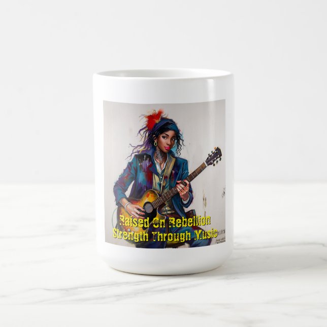 Anpassad Rebel Girl Guitarist Art Inspirational Kaffemugg (Center)