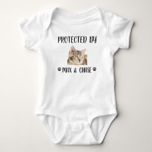 Anpassad skyddad av katt tröja, Skyddad Av Husdjur T Shirt