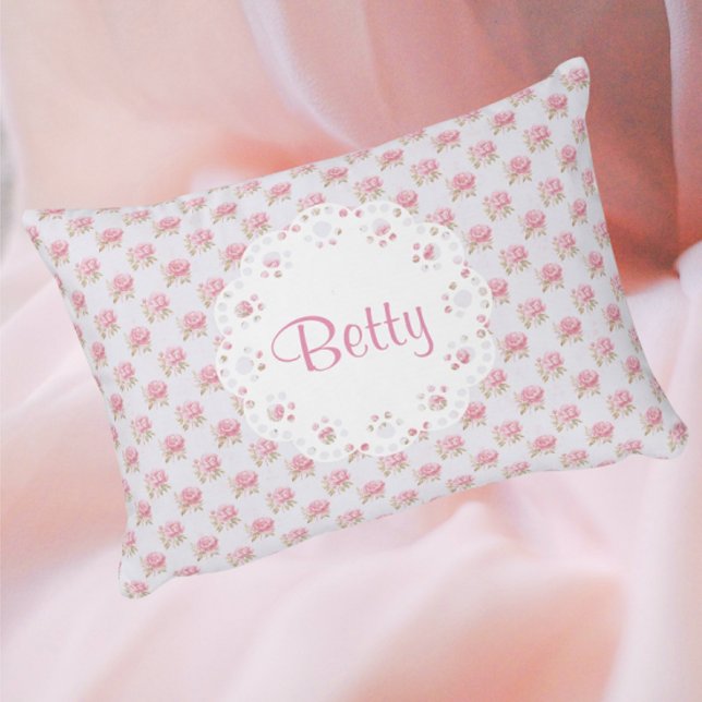 Anpassad spetsduk med vintage rosor prydnadskudde (Personalize for someone special!)