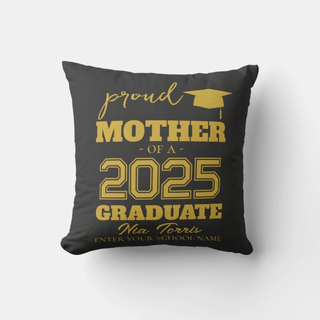 Anpassad stolt mamma till en examenstudent 2025 kudde (Framsida)