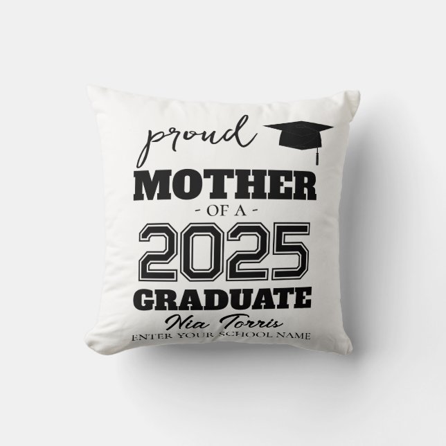 Anpassad stolt mamma till en examenstudent 2025 kudde (Framsida)