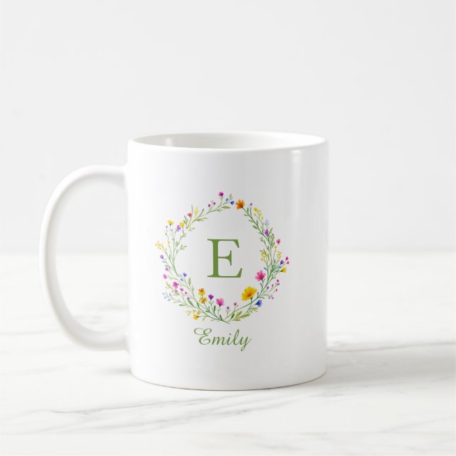 Anpassad vildbloms krans monogram Namn kaffemugg (Vänster)
