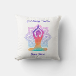 Anpassad yogakudde med namn och mantra kudde