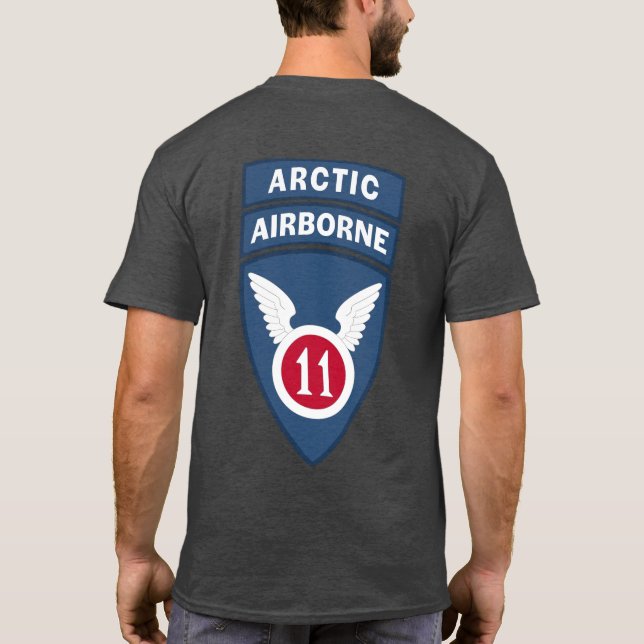 Anpassade Arctic Airborne T-Shirt (Baksida)