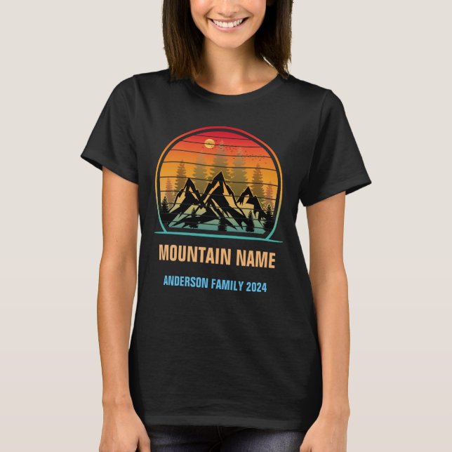 Anpassade Berg Familjecamping T Shirt (Framsida)