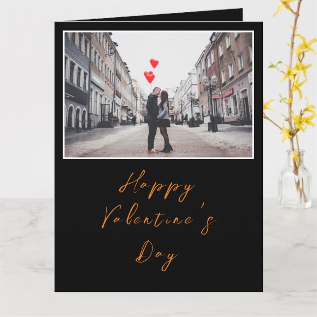 Anpassade Black Glossy Trendig Rustic Valentine Kort (Gul blomma)