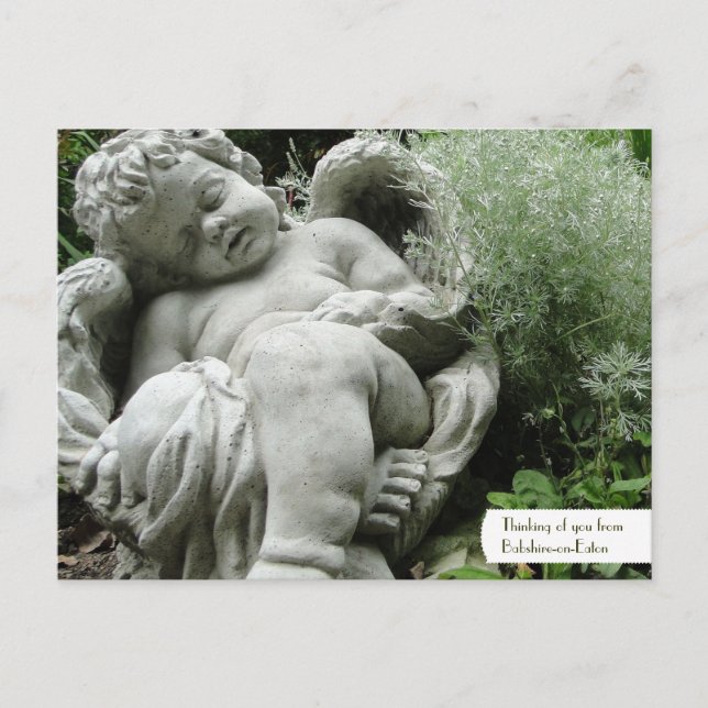 Anpassade Cupid på engelska Garden Postcard Vykort (Framsida)