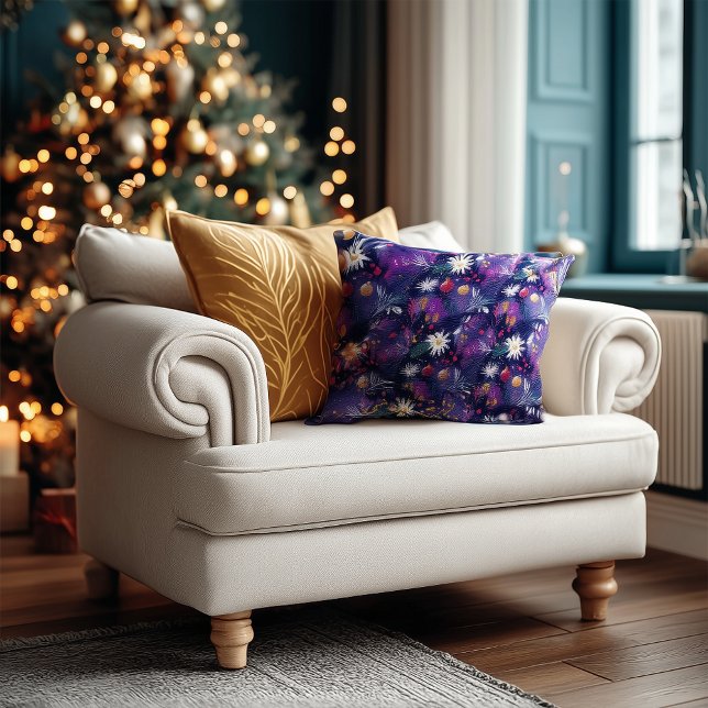 Anpassade Festive Winter Cushion - Lila Kudde (Skapare uppladdad)