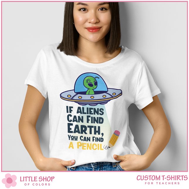 Anpassade Funny Alien in Flies Saucer Teacher T Shirt (Skapare uppladdad)