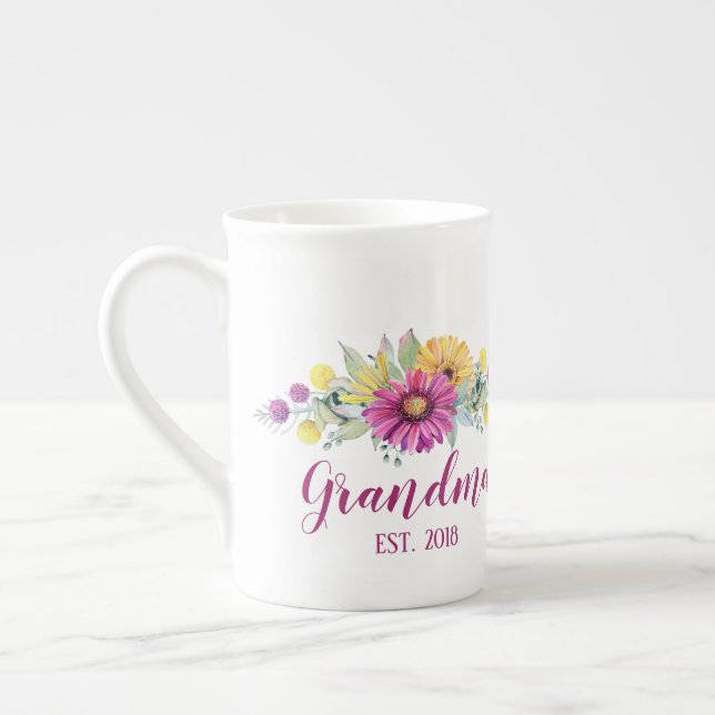 ANPASSADE Grandma, Mamaw, Grams osv... Benporslin Mugg (Vänster)