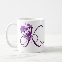Anpassade Karen namn lila blommor blommigt Kaffemugg