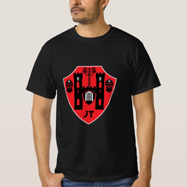 Anpassade Knight Shield T Shirt (Framsida)