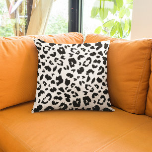 Anpassade leopard kudde