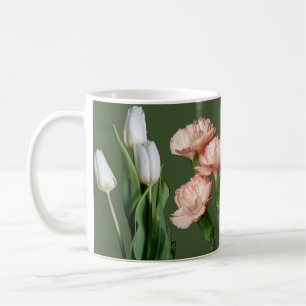 Anpassade Lizzie namn söt rosa blommigt Kaffemugg