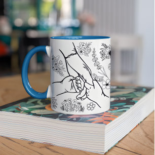 Anpassade Namn Barn som Håller Mammas Hand Mors Da Kaffemugg