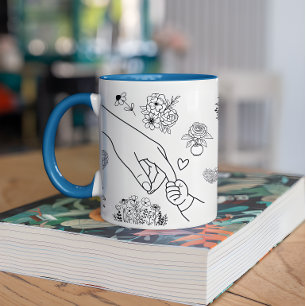Anpassade Namn Barn som Håller Mammas Hand Mors Da Kaffemugg
