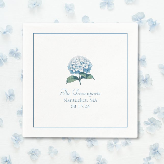 Anpassade namn, Elegant Ljusblå Hydrangea Bröllop Pappersservett (Elegant dusty blue hydrangea napkins for a timeless wedding. Personalize for your big day!)
