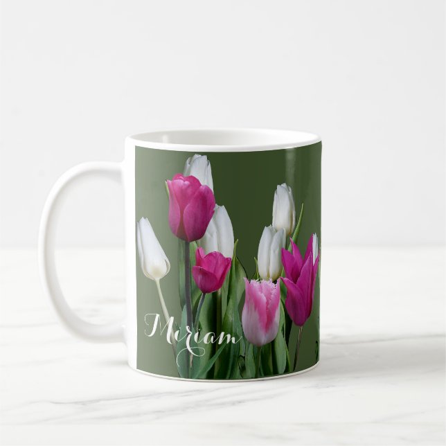 Anpassade namn Miriam söt rosa tulpanblommor Kaffemugg (Vänster)