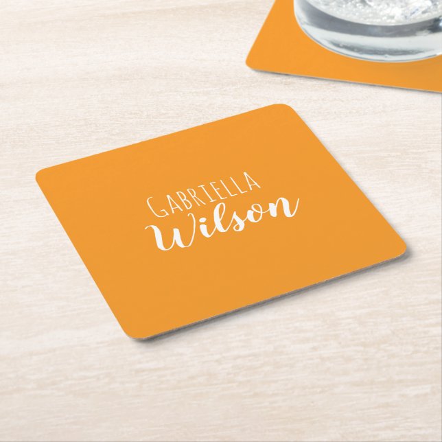 Anpassade namn modern orange minimalism underlägg papper kvadrat (Vinklad)