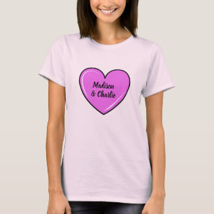 Anpassade namn och Kärlek-hjärta T Shirt