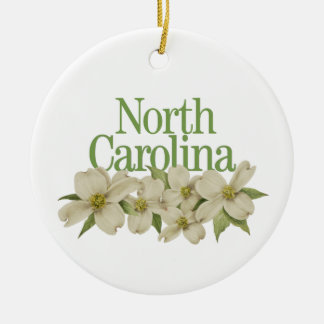 Anpassade North Carolina Ornament med Dogwood