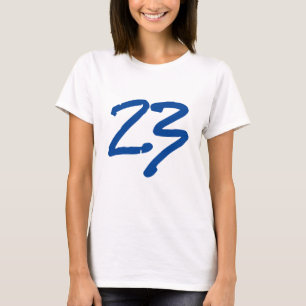 Anpassade nummer 23 T-shirt-design T Shirt
