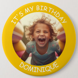 Anpassade Photo and Namn Birthday Button Knapp