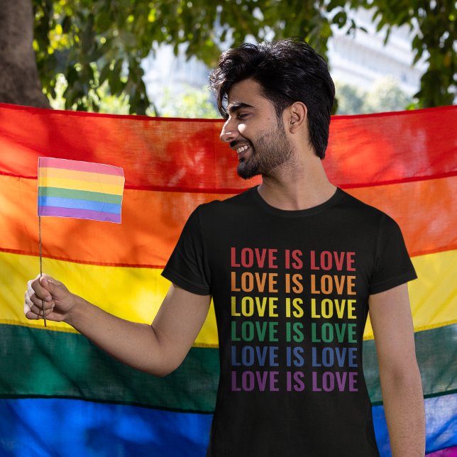 Anpassade Upprepande text LGBTQ Gay pride T Shirt (Skapare uppladdad)