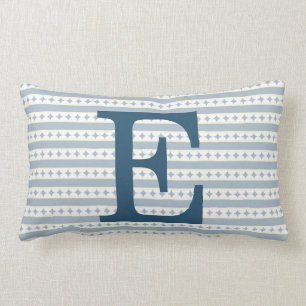 Anpassadeblått märka med sina initialer monogramen lumbarkudde