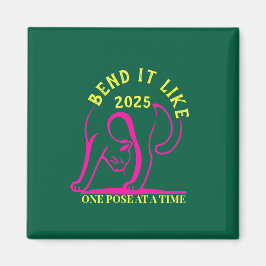 Anpassadet "Bend It like 2025" Yoga Cat Magnet