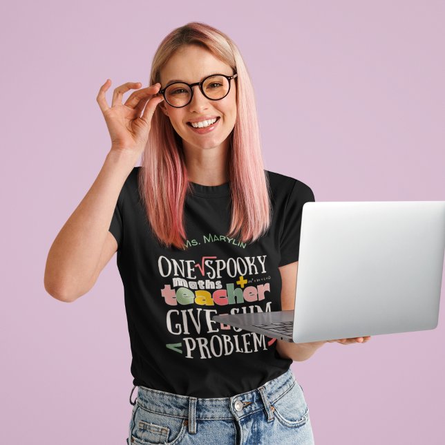 Anpassadet halloween för en spooky-matematik t shirt (Skapare uppladdad)