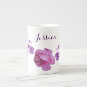 Anpassadet Jessica namn rosa ros lila blommigt Benporslin Mugg