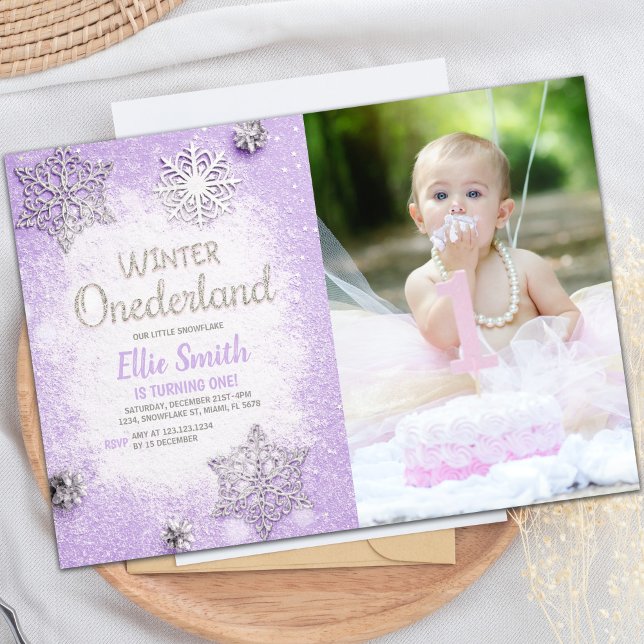 Anpassadets inbjudan till Winter Wonderland Party (Purple Glitter Winter ONEderland Invitation photo)