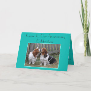 Anpassadets jubileumsinbjudan med cute Bassets Inbjudan