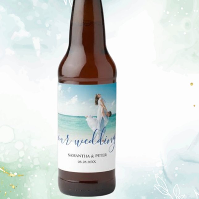 Anpassat foto Modern Beach-bröllop Ölflaska Etikett (Celebrate your special day with custom photo modern beach wedding beer bottle labels )