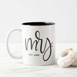 Anpassat manus, "Mrs." Etablerad Två-Tonad Mugg