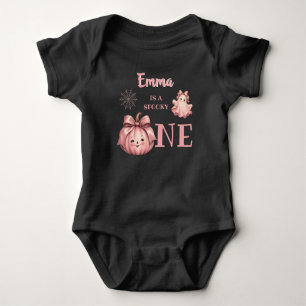 Anpassat namn är en kuslig Pinkoween-tjej T Shirt