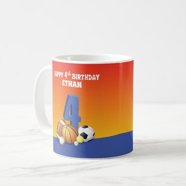 Anpassat namn Boy 4e födelsedagen Sports Bollar Kaffemugg (Framsida vänster)