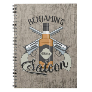 Anpassat NAMN Cowboy Revolver Gun Whiskey Saloon Anteckningsbok
