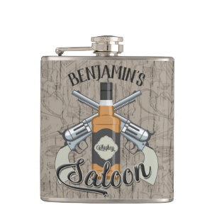 Anpassat NAMN Cowboy Revolver Gun Whiskey Saloon Fickplunta